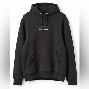 🖤 Supreme Embossed Logo Hooded Sweatshirt (SS18) – Black – Size L